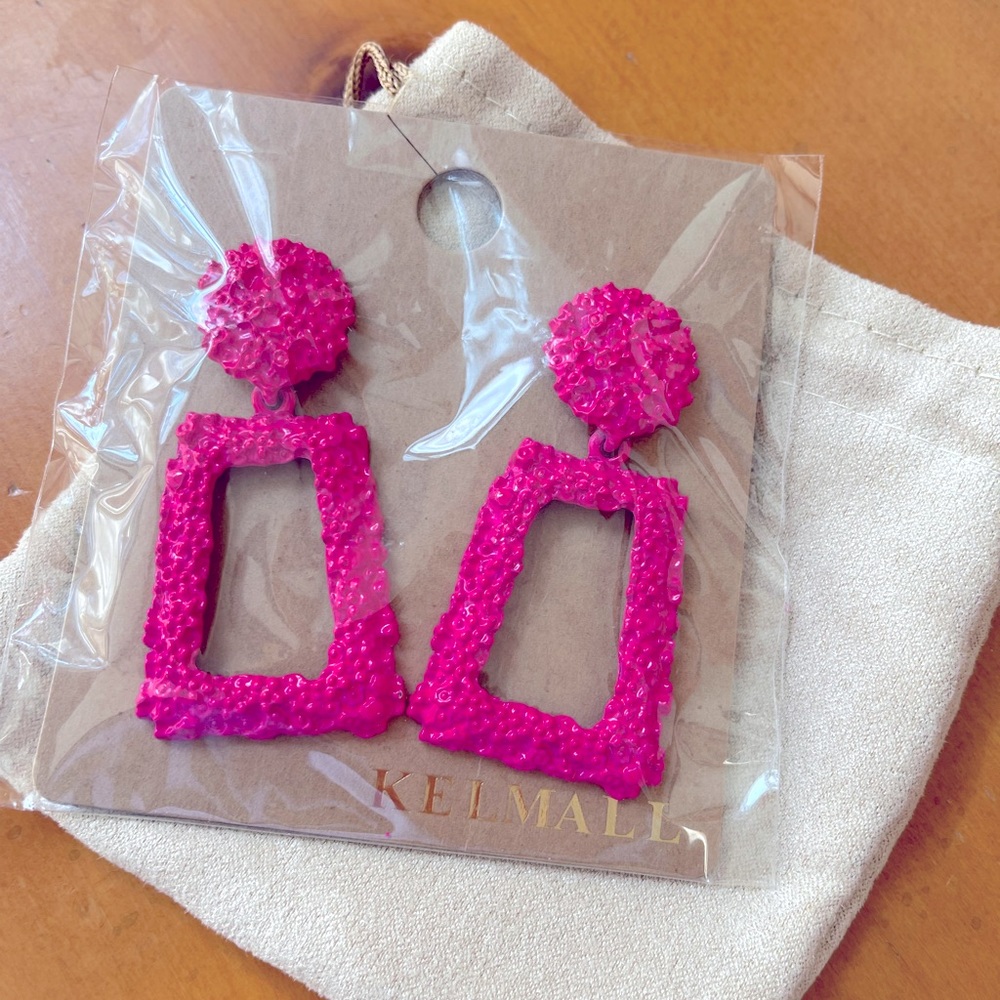 NWOT Kelmall Bright Pink Earrings.